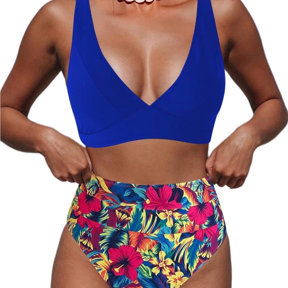 NWT Blue Floral High-Waisted Bikini size Large